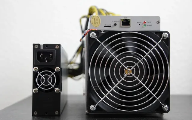 Antminer R4